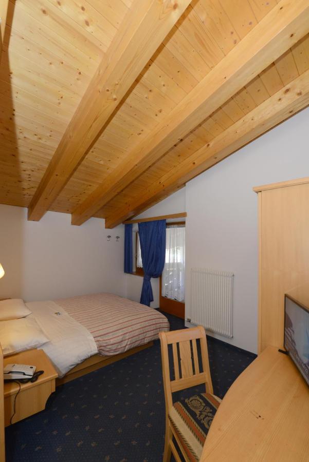 Hotel Sole Passo del Tonale Esterno foto