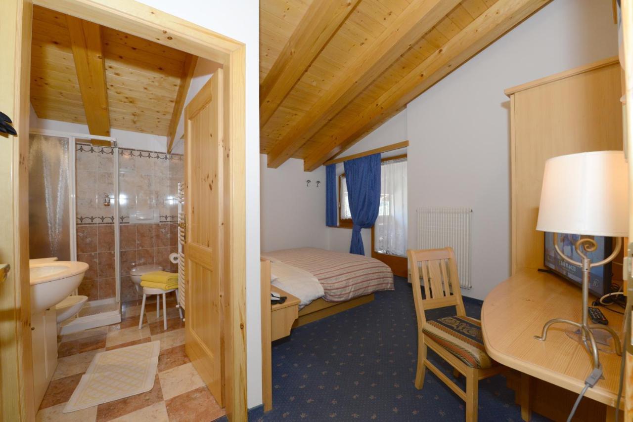 Hotel Sole Passo del Tonale Esterno foto