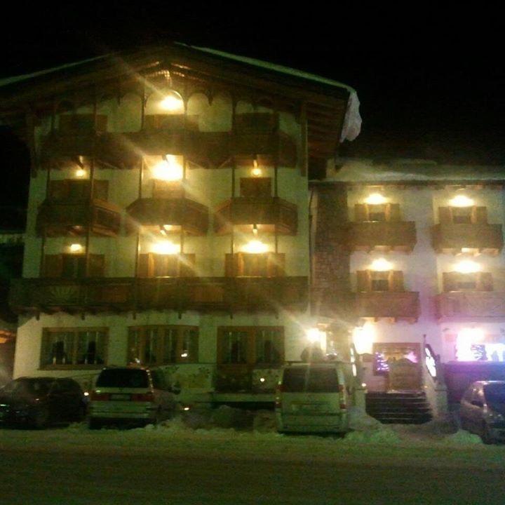 Hotel Sole Passo del Tonale Esterno foto